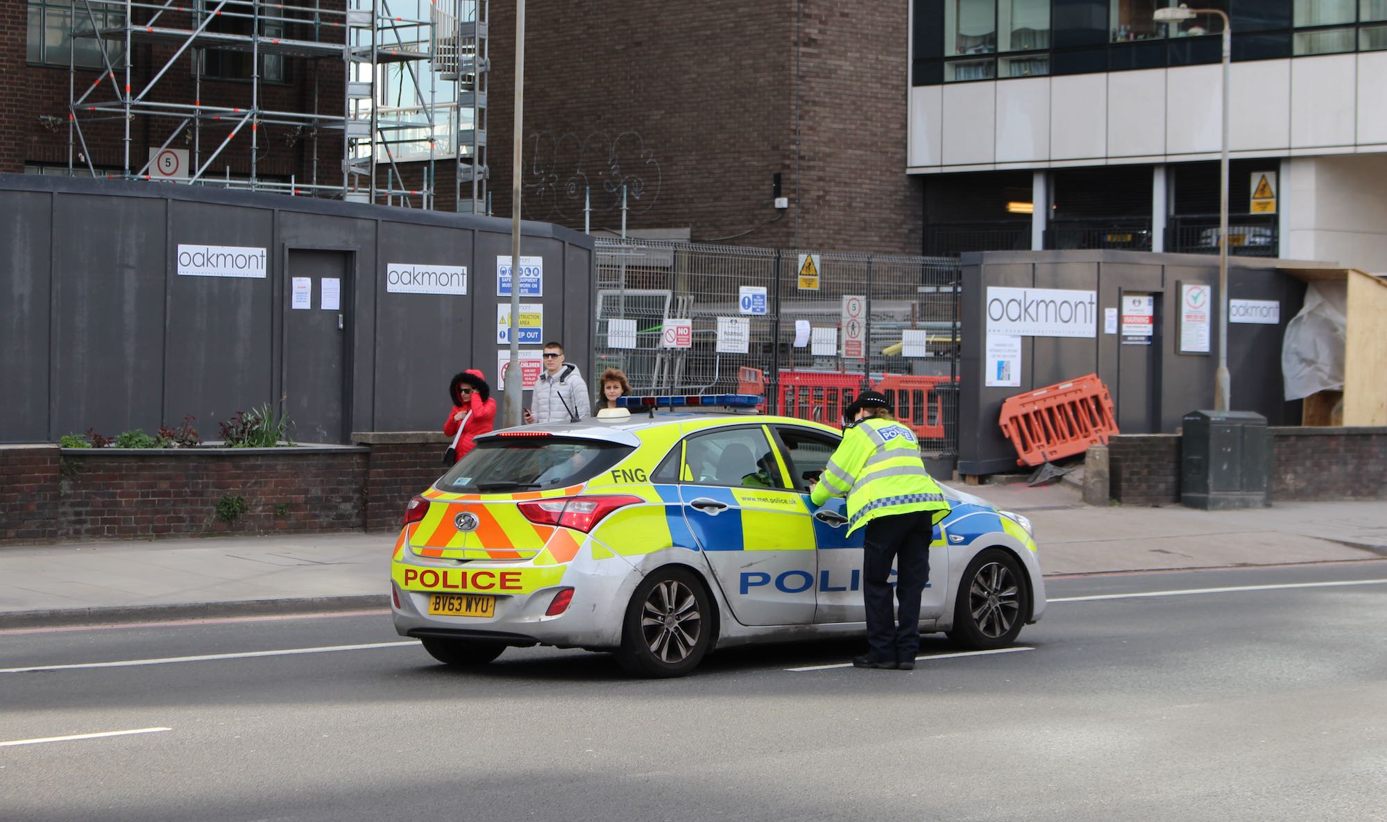 Lambeth politicians call for Met Police's borough merger plans to be dropped - MayorWatch